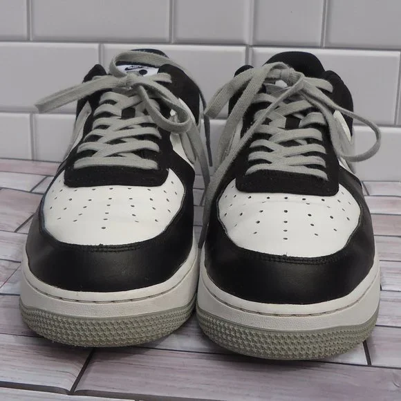 SIZE 13. NIKE AIR Force 1 Low '07 EMB Raiders sneakers shoes.